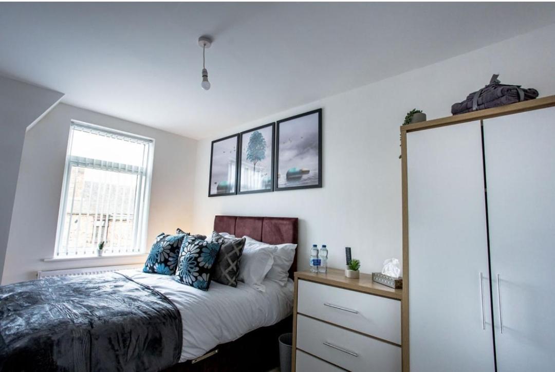 Cosy Cruise Cribs Apartment Etruria Exterior photo