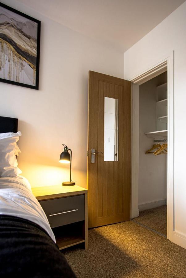 Cosy Cruise Cribs Apartment Etruria Exterior photo